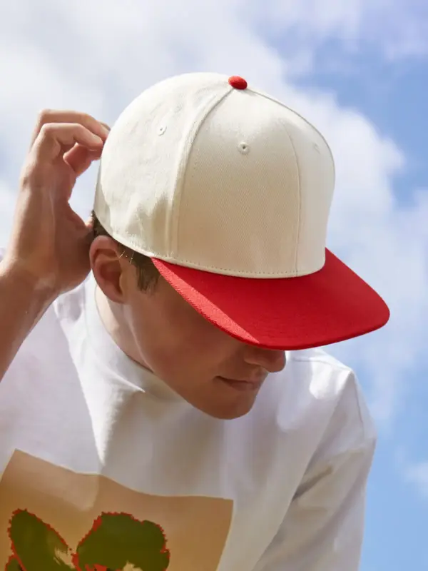 contrast flat peak 6 panel cap