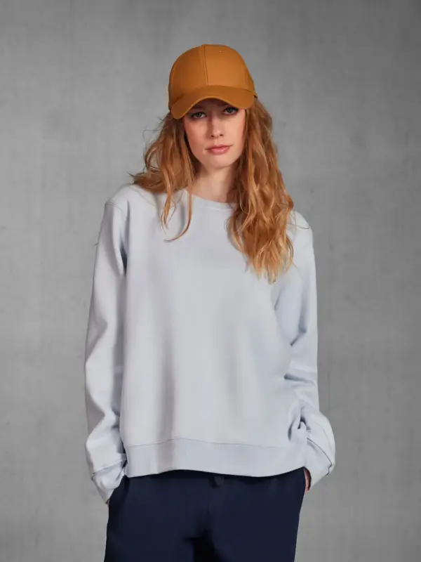 queen crew neck