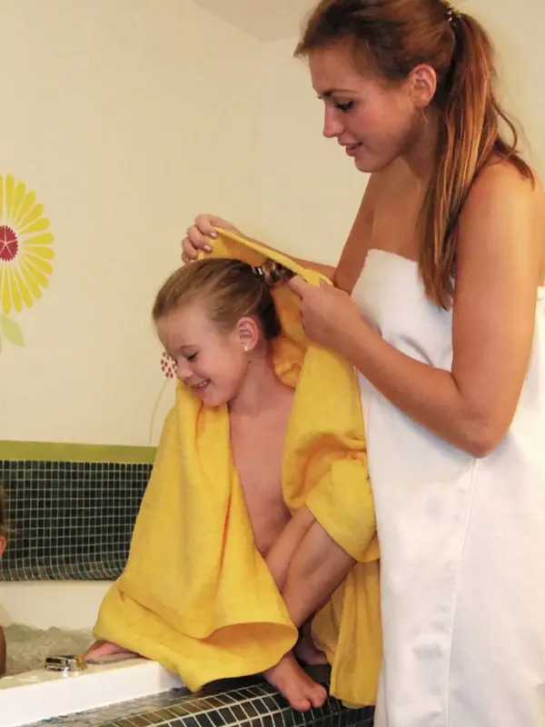 kids hooded towel