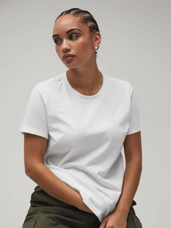 women’s relaxed jersey short sleeve tee
