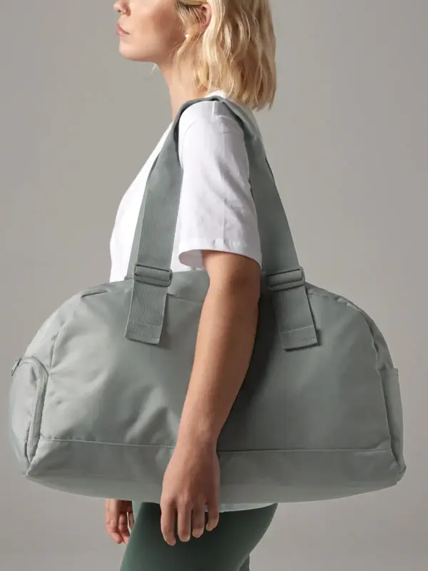 recycled essentials holdall