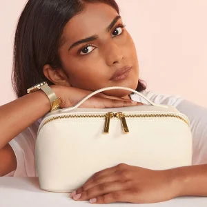 boutique open flat accessory case