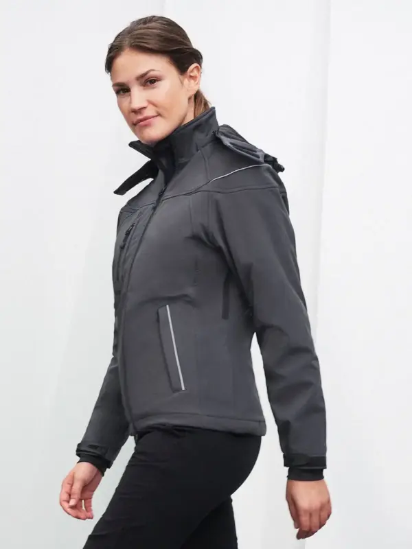 ladies’ winter softshell jacket