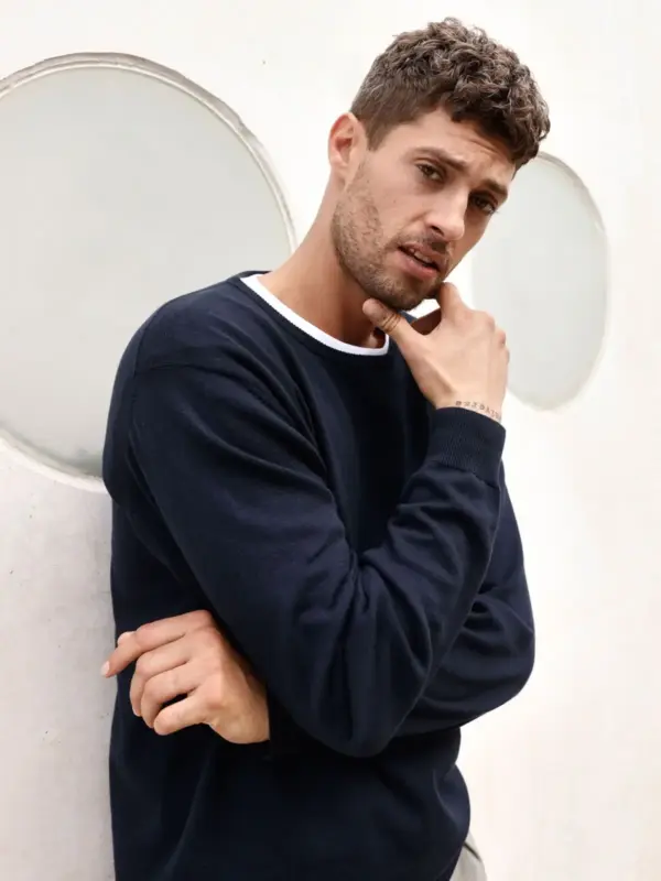 mens’ round neck pullover