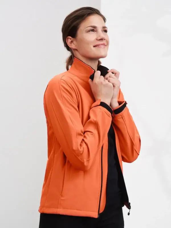 ladies’ softshell jacket