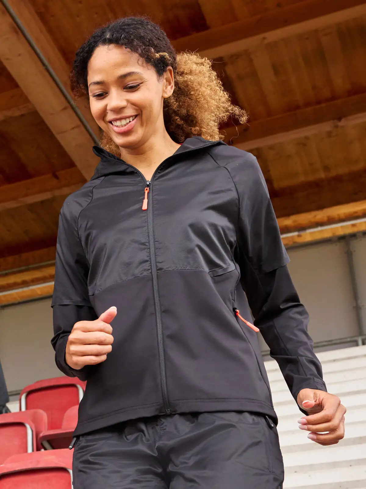 ladies’ running jacket ladies’ running jacket