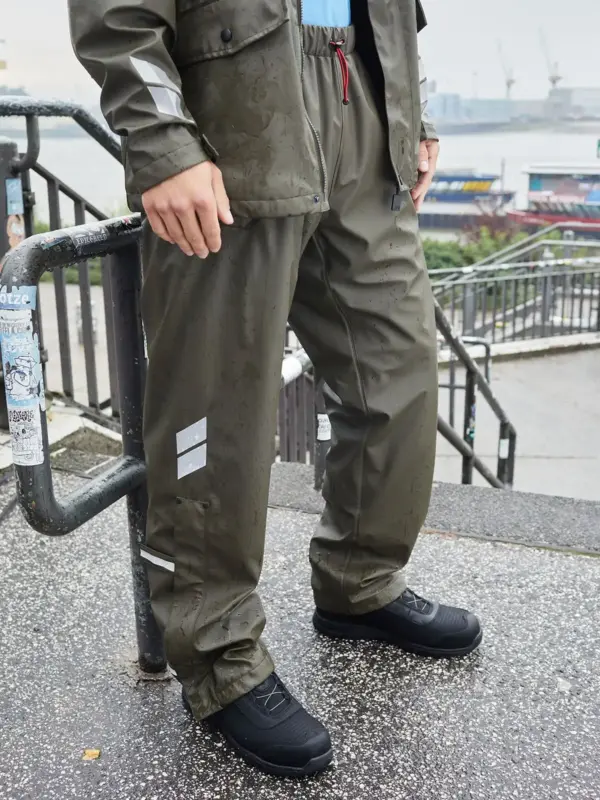 worker rain pants