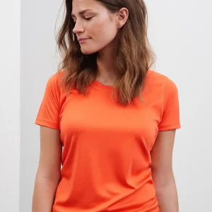 ladies’ active t