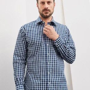 men’s checked shirt