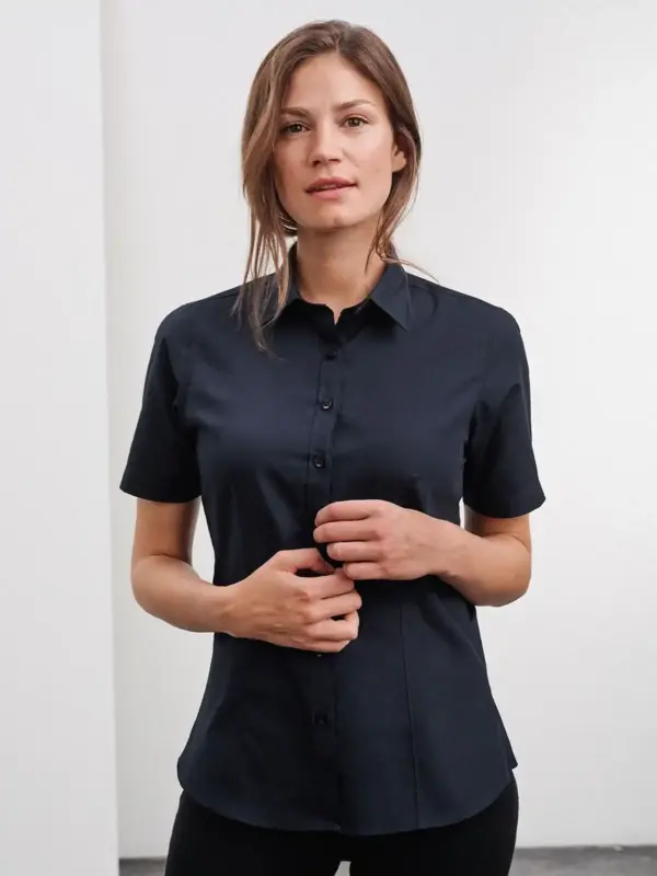 ladies’ shirt shortsleeve poplin