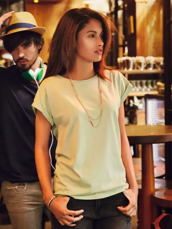 ladies’ casual t