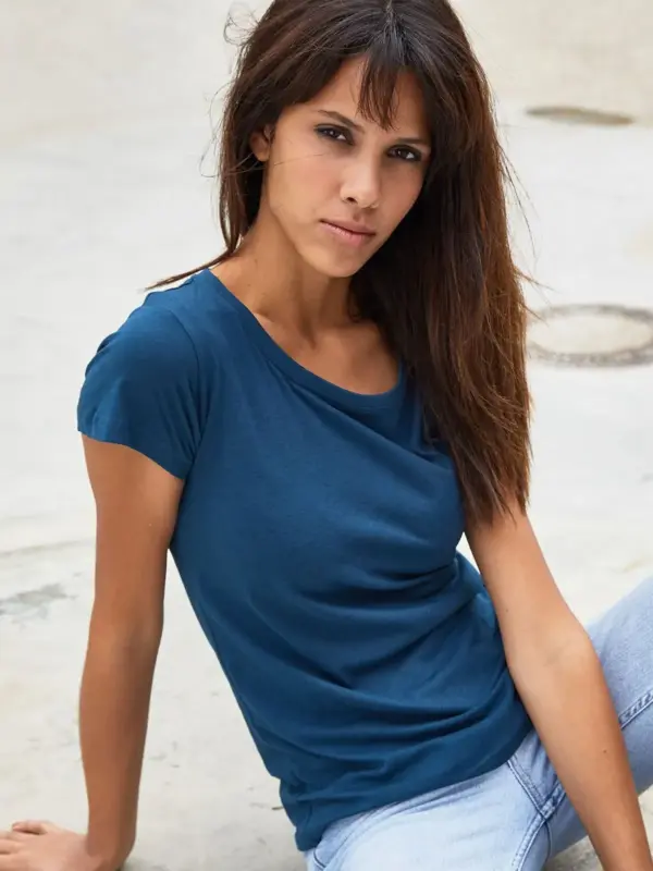 ladies’ basic t