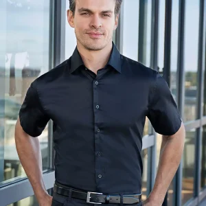 men’s short sleeve shirt