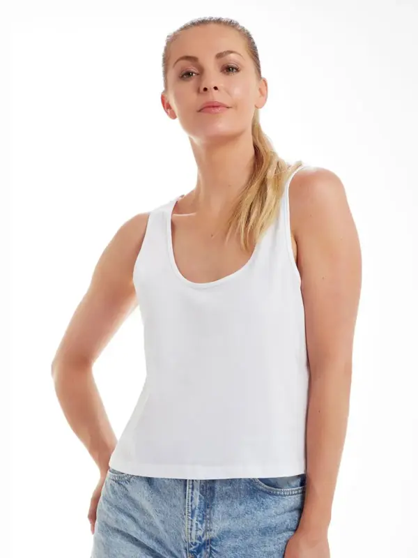 women’sâ organic crop vest