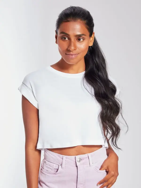 women’s organic crop top t