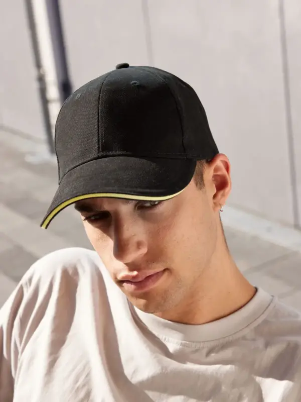 6 panel sandwich cap