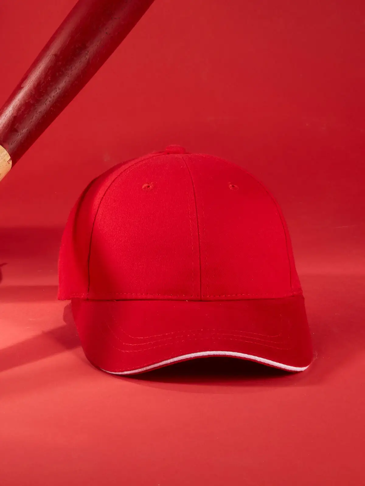 6 panel sandwich cap with brushed surface 6 panel sandwich cap with brushed surface