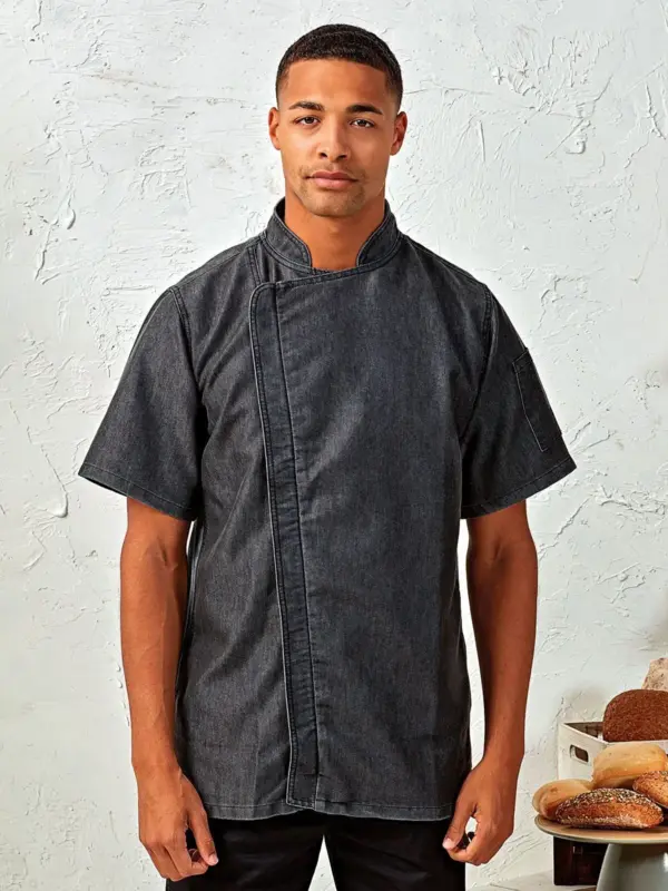 chef’s zip close short sleeve jacket
