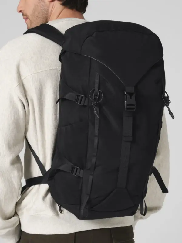 active outdoor 30 litre backpack