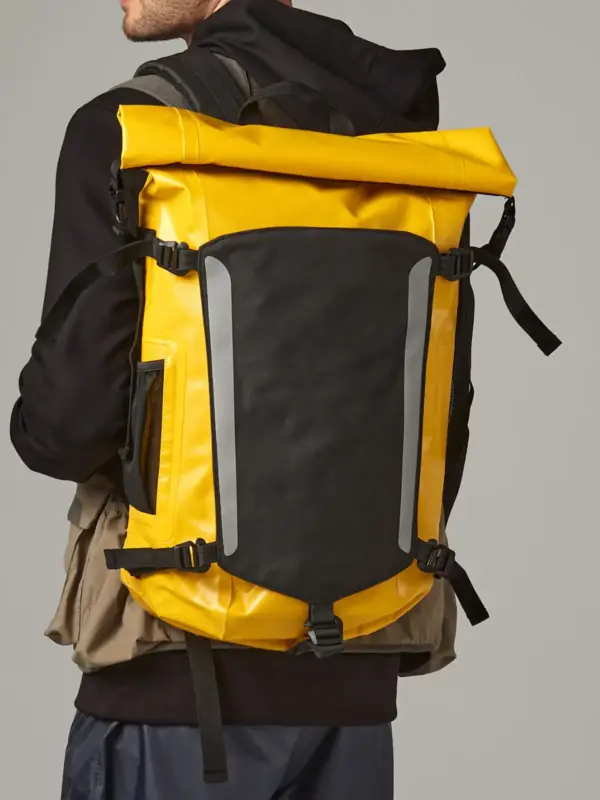 submerge 25 litre waterproof backpack