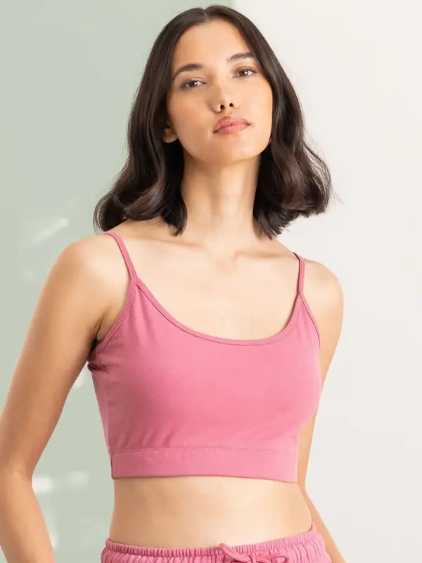 women’s sustainable fashion cropped cami top