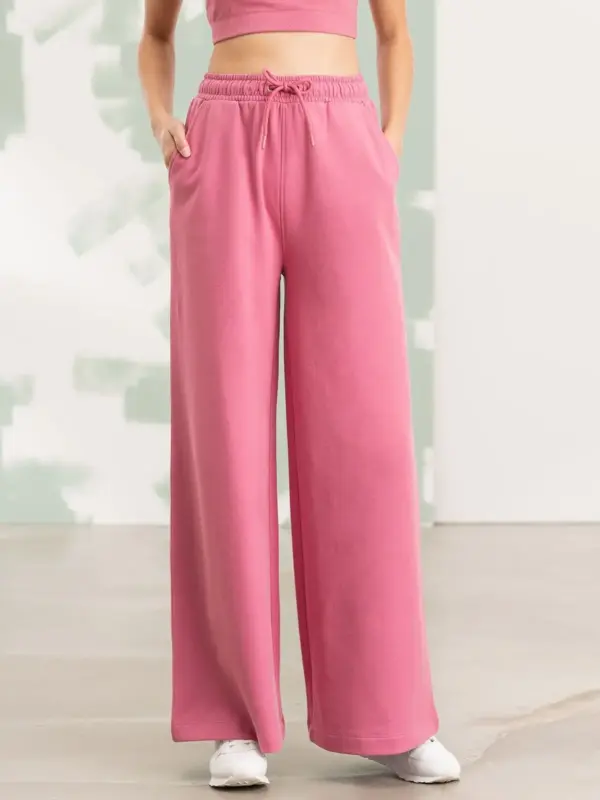 women’s sustainable fashion wide leg joggers