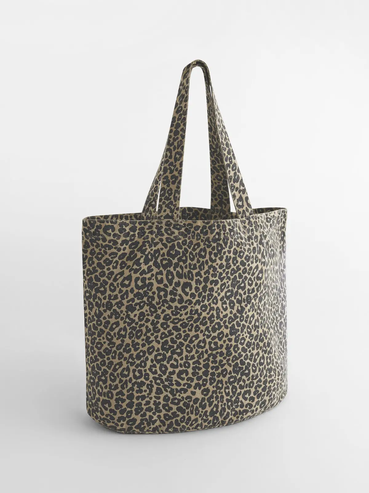 shopper in canvas con stampa leopardata shopper in canvas con stampa leopardata